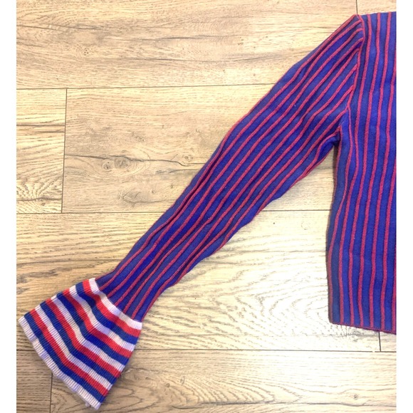 Y2K Crop Sweater Forever 21 Large Red Blue Stripe Bell Sleeve NWT - Picture 3 of 7